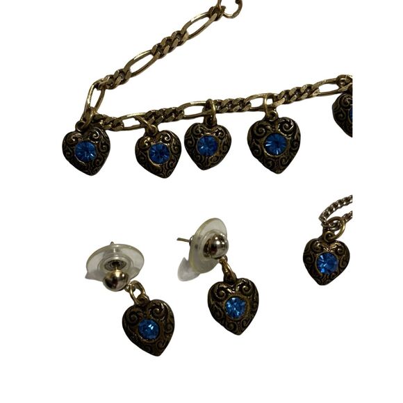 Blue Dangled Hearts Jewelry Set Bracelet, Earrings & Pendent - Picture 3 of 6